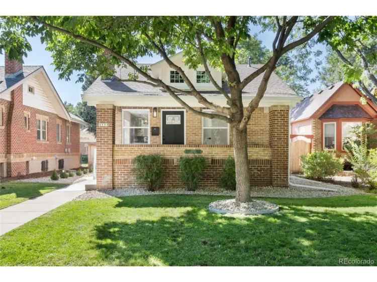 Single-family house For Sale in 2555, Holly Street, Denver, Colorado