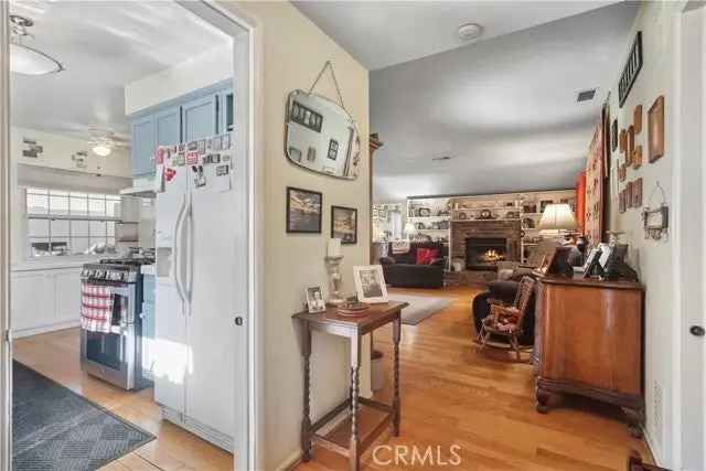 Single-family house For Sale in 17449, Keswick Street, Los Angeles, California