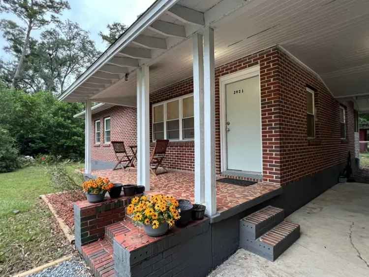 Single-family house For Sale in 2921, Old Bainbridge Road, Tallahassee, Florida