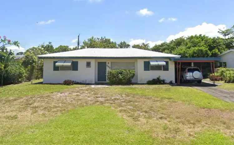 Single-family house For Sale in Delray Beach, Florida