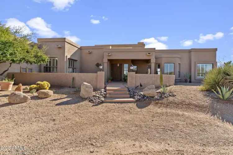 Single-family house For Sale in 36849, North Stardust Lane, Carefree, Arizona