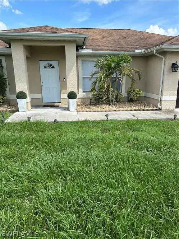 Single-family house For Sale in 212, Paxton Street, Florida