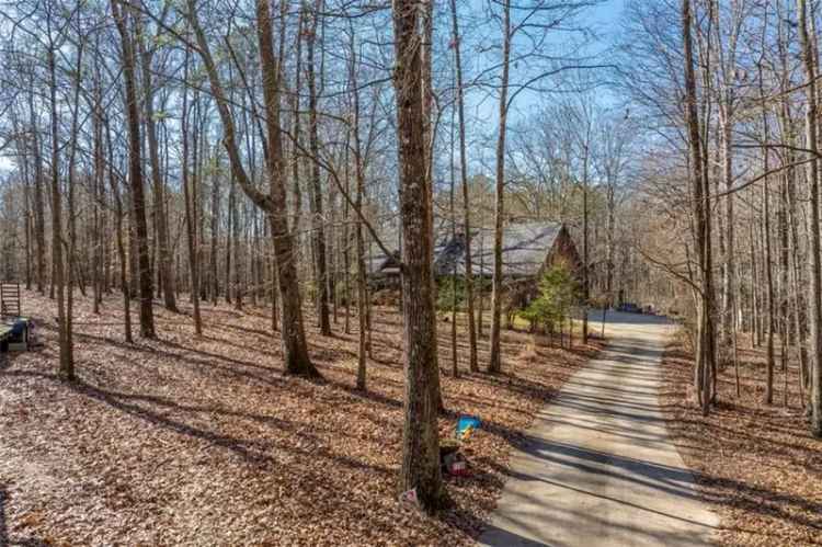 Single-family house For Sale in Athens, Georgia