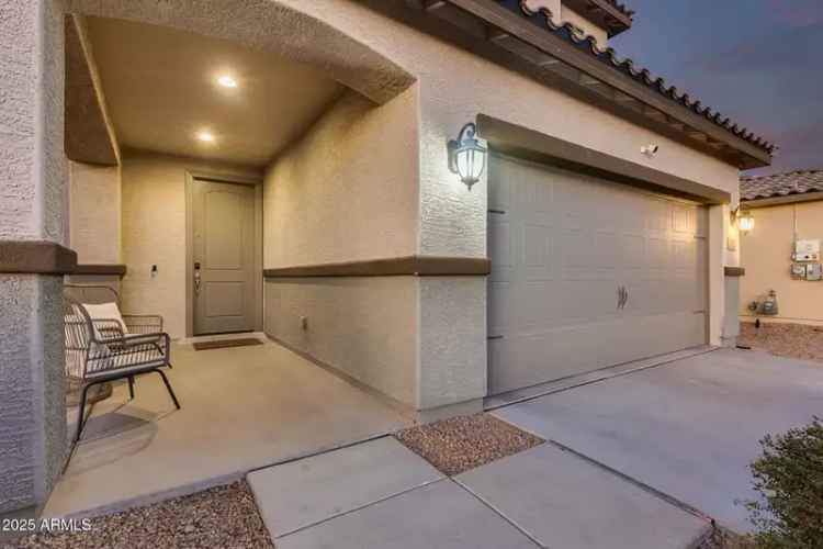 Single-family house For Sale in 17152, West Grant Street, Goodyear, Arizona