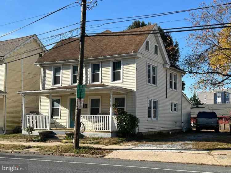 Multi-family house For Sale in Dover, Delaware