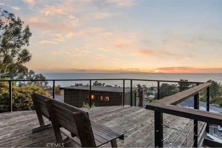 Single-family house For Sale in 22315, 3rd Avenue, Laguna Beach, California