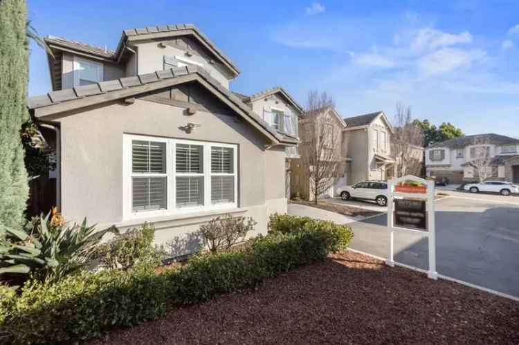 Single-family house For Sale in 3033, Pellier Place, San Jose, California