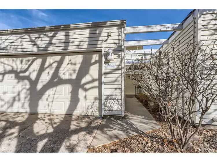 Single-family house For Sale in 206, South 22nd Avenue, Brighton, Colorado