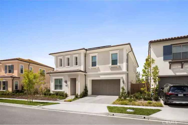 Single-family house For Sale in 63, Longchamp, Irvine, California