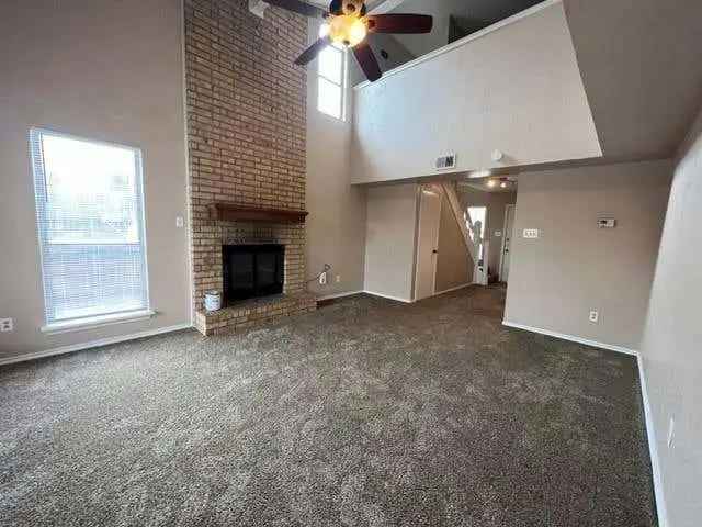 Duplex For Rent in 1417, Yeomans Road, Abilene, Texas