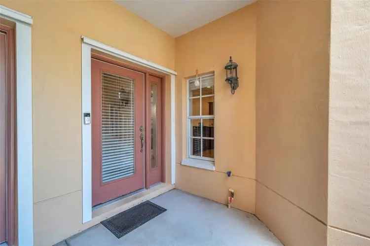 House For Sale in 184, Valencia Circle, Saint Petersburg, Florida