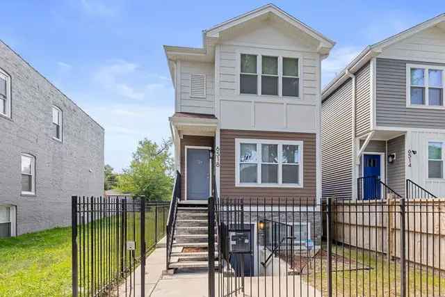 Single-family house For Sale in 6518, South Evans Avenue, Chicago, Illinois