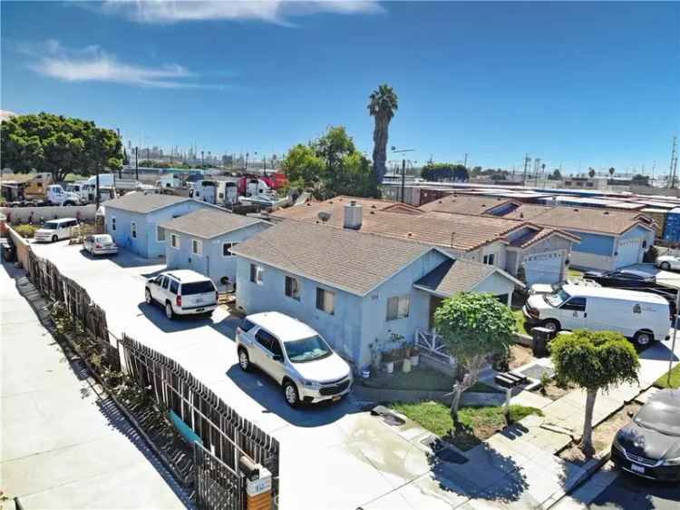 Multi-family house For Sale in 908, McFarland Avenue, Los Angeles, California