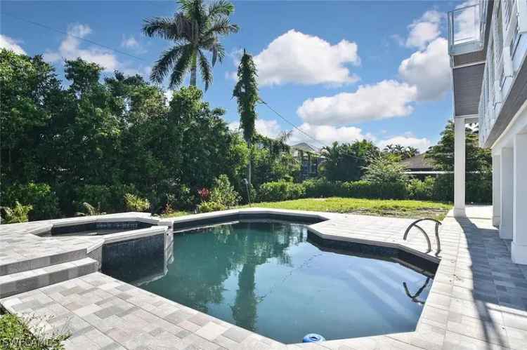 Single-family house For Sale in Fort Myers, Florida