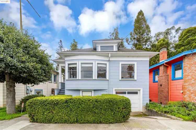 Single-family house For Sale in 2615, School Street, Oakland, California