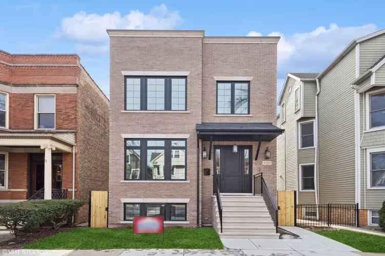 Single-family house For Sale in 1929, West Eddy Street, Chicago, Illinois