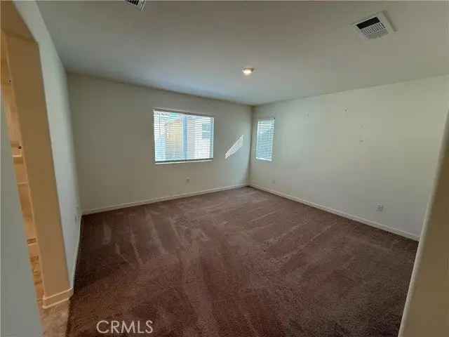 Single-family house For Sale in Moreno Valley, California