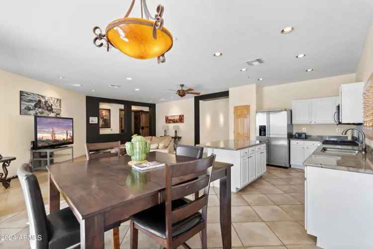 Single-family house For Sale in 9351, East Whitewing Drive, Scottsdale, Arizona