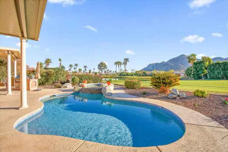 Single-family house For Sale in 78765, Castle Pines Drive, La Quinta, California