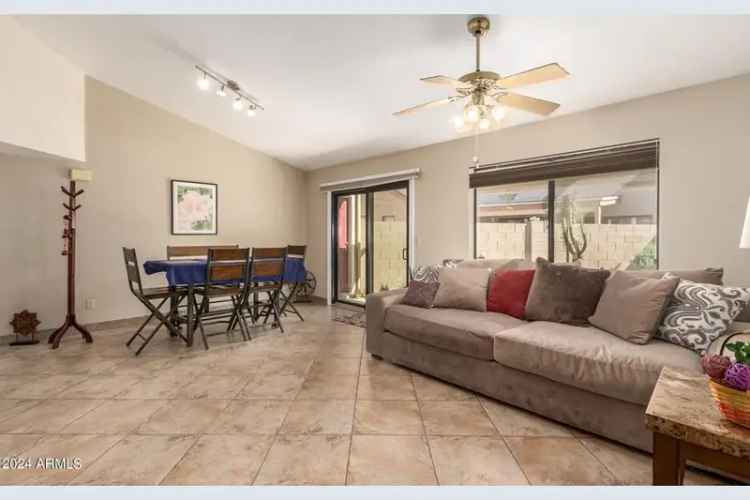 Single-family house For Sale in 2005, West Columbine Drive, Phoenix, Arizona