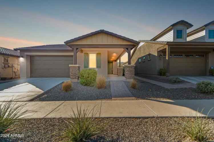 Single-family house For Sale in 4966, North 205th Glen, Buckeye, Arizona