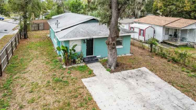 Single-family house For Sale in 1713, East Chelsea Street, Tampa, Florida