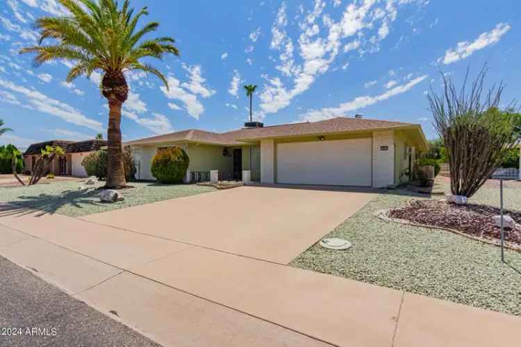 Single-family house For Sale in 10837, West Manzanita Drive, Sun City, Arizona