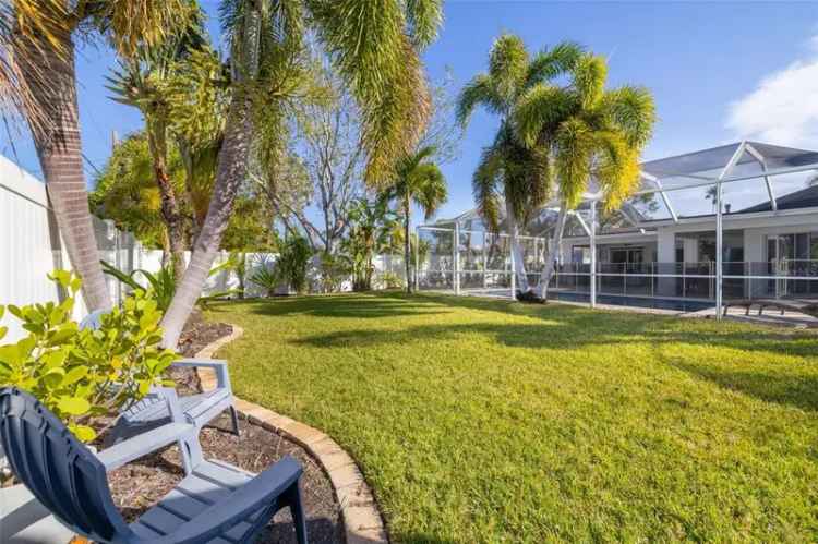 Single-family house For Sale in 5720, Venetian Boulevard Northeast, Saint Petersburg, Florida