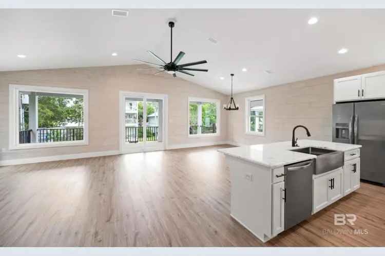 Single-family house For Sale in 5344, Baldwin Avenue, Orange Beach, Alabama