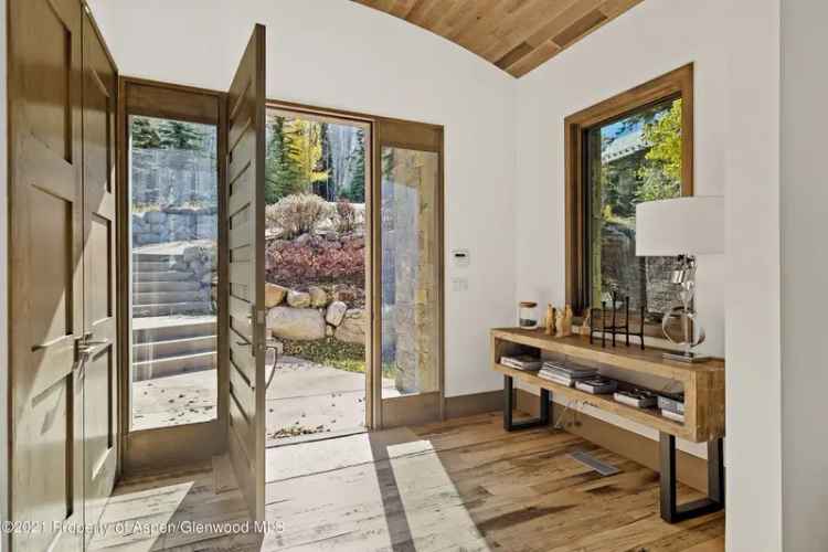 Single-family house For Sale in Snowmass Village, Colorado