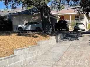 Multi-family house For Sale in Glendale, California