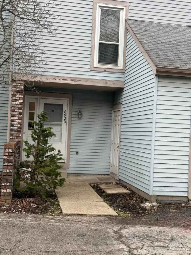 3 Bed 25 Bath Townhouse Near Dublin Coffman High School