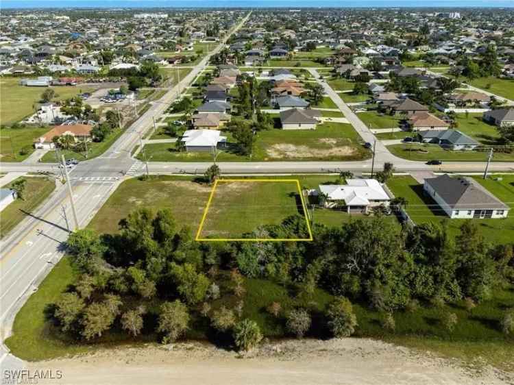 Land For Sale in 1924, Southwest 32nd Street, Cape Coral, Florida