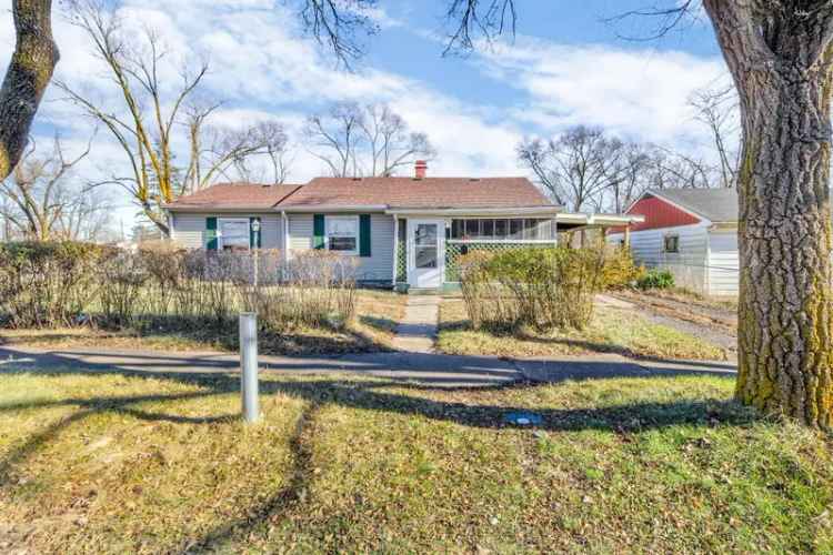 Single-family house For Sale in 1943, Missouri Street, Gary, Indiana