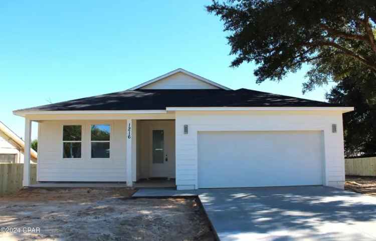 Single-family house For Sale in 1216, Lisenby Avenue, Panama City, Florida