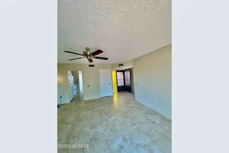 House For Sale in Green Valley, Arizona