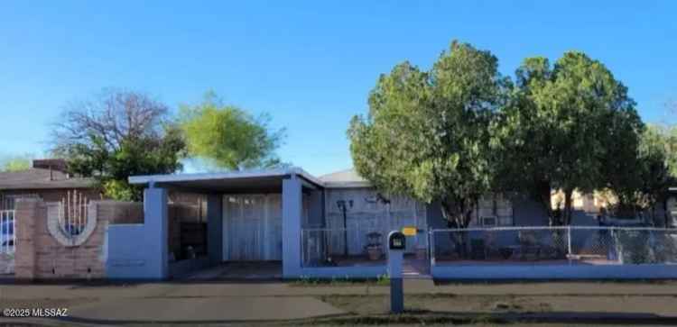 Single-family house For Sale in 344, East 32nd Street, South Tucson, Arizona