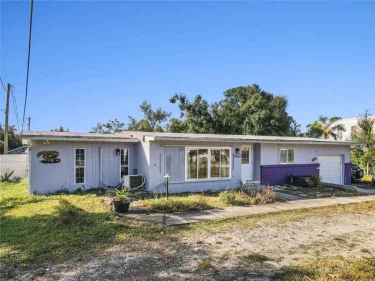 Single-family house For Sale in 1507, Lavilla Road, Punta Gorda, Florida