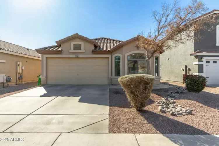 Single-family house For Sale in 1283, East Estelle Lane, San Tan Valley, Arizona