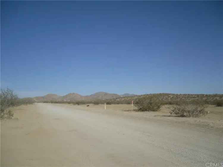 Land For Sale in Apple Valley, California