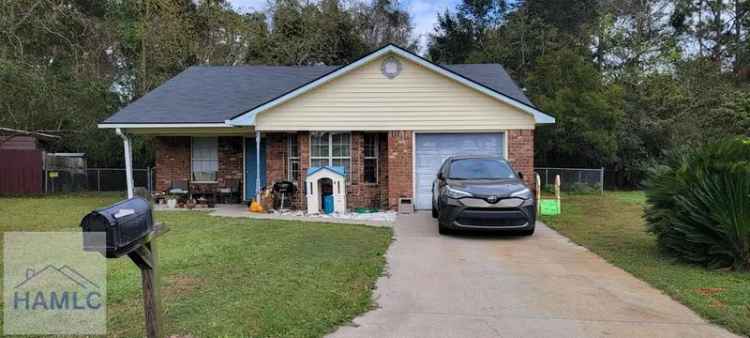 Single-family house For Sale in 1110, Apache Alley, Hinesville, Georgia