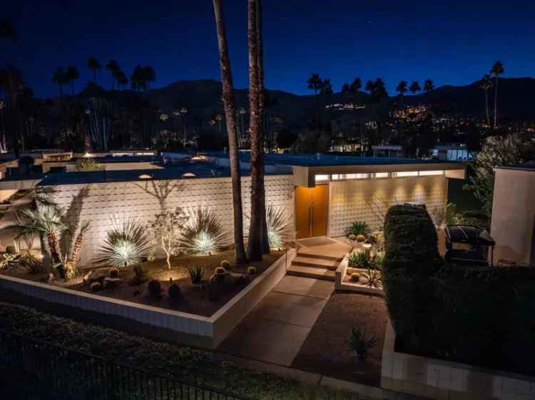 Condo For Sale in 201, Desert Lakes Drive, Palm Springs, California