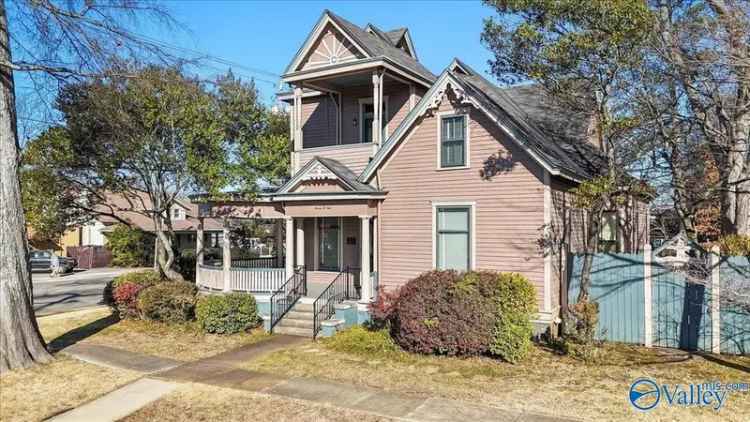 Single-family house For Sale in 701, Ward Avenue Northeast, Huntsville, Alabama