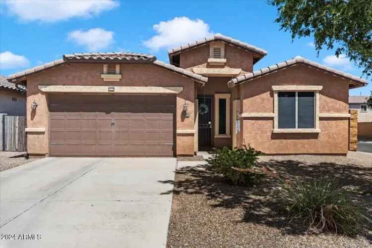 Single-family house For Sale in 38062, West San Capistrano Avenue, Maricopa, Arizona