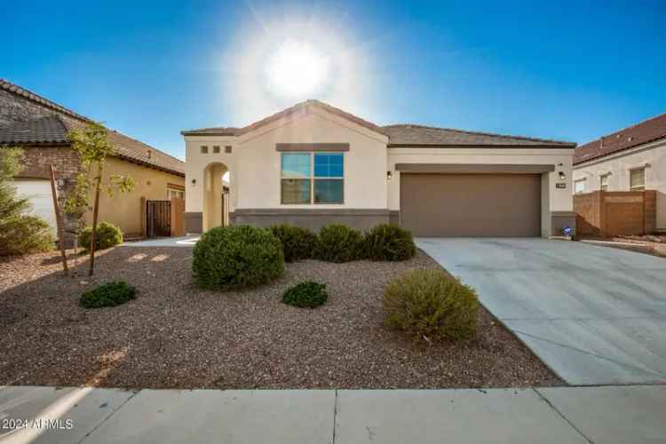 Single-family house For Sale in 3164, North 300th Drive, Buckeye, Arizona