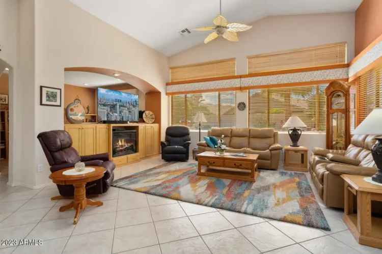 Single-family house For Sale in 17806, North Becke Lane, Surprise, Arizona