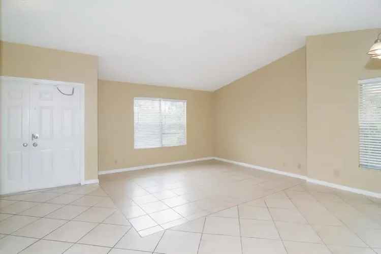 3 Bedroom 2 Bathroom Home for Rent in Sunrise FL