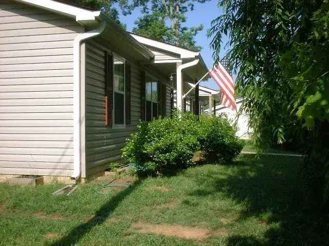 2 Bedroom 2 Bathroom Apartment for Rent in Hendersonville NC