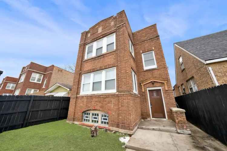 Multi-family house For Sale in 6239, South Seeley Avenue, Chicago, Illinois