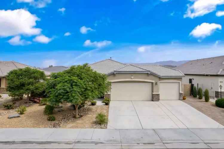 Single-family house For Sale in Indio, California